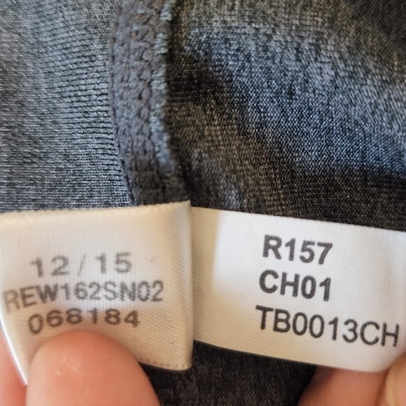 Womens Reebok athletic shorts 5" inseam size medium - Picture 5 of 5